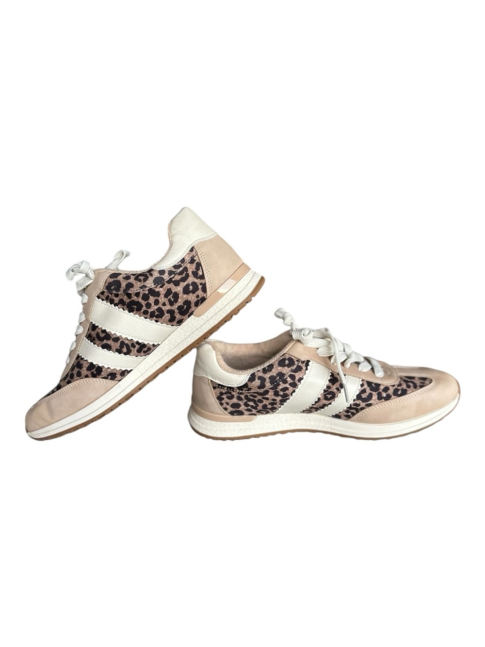 DV by Dolce Vita Beige and Leopard Print Lace-Up Sneakers